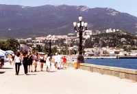 Promenade in Jalta - zum Vergrößern anklicken